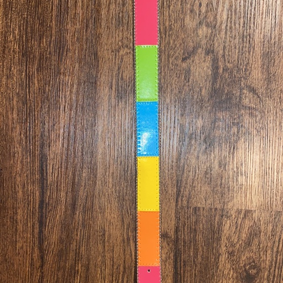 Elite Fresno California Multi-colored Belt - Picture 4 of 9